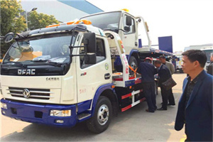 开江汽车道路救援拖车价格